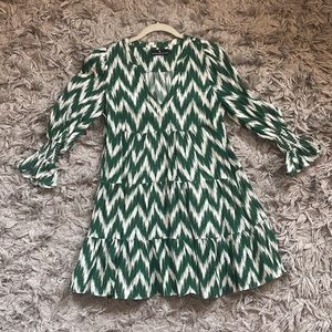Tuckernuck Pomander Place green ikat swing dress. Size xs.